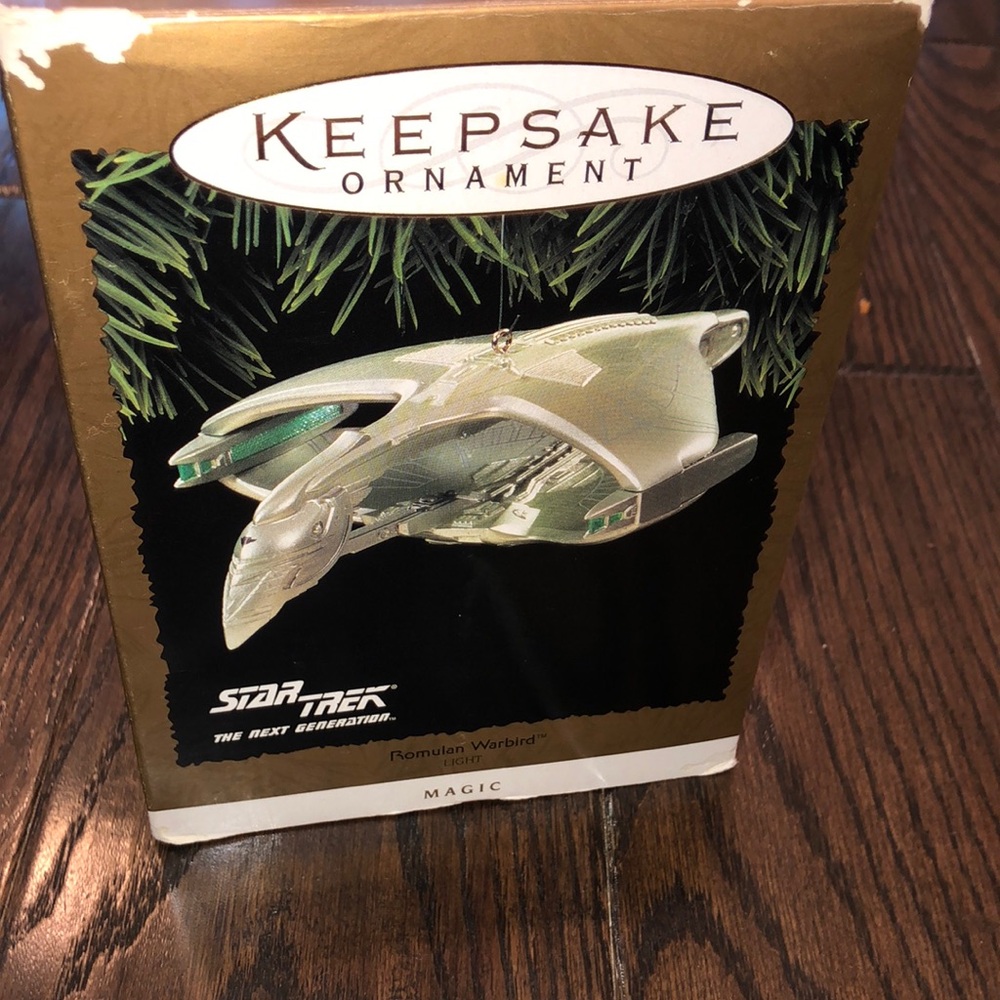 Hallmark keepsake ornament Star Trek voyager the next generation Romulan Warbird